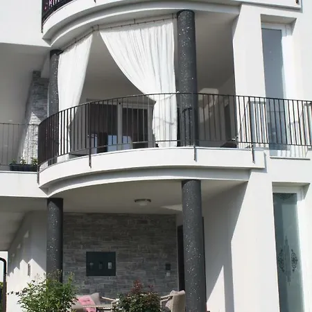 Lgp Exclusive * Bihać